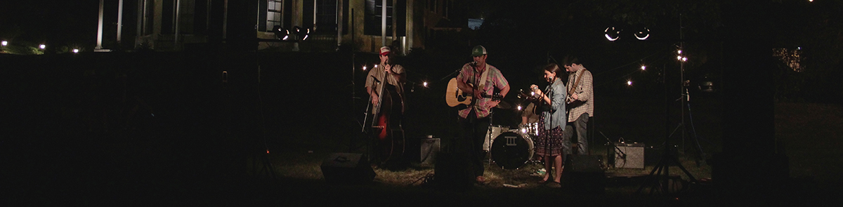 band playing outside
